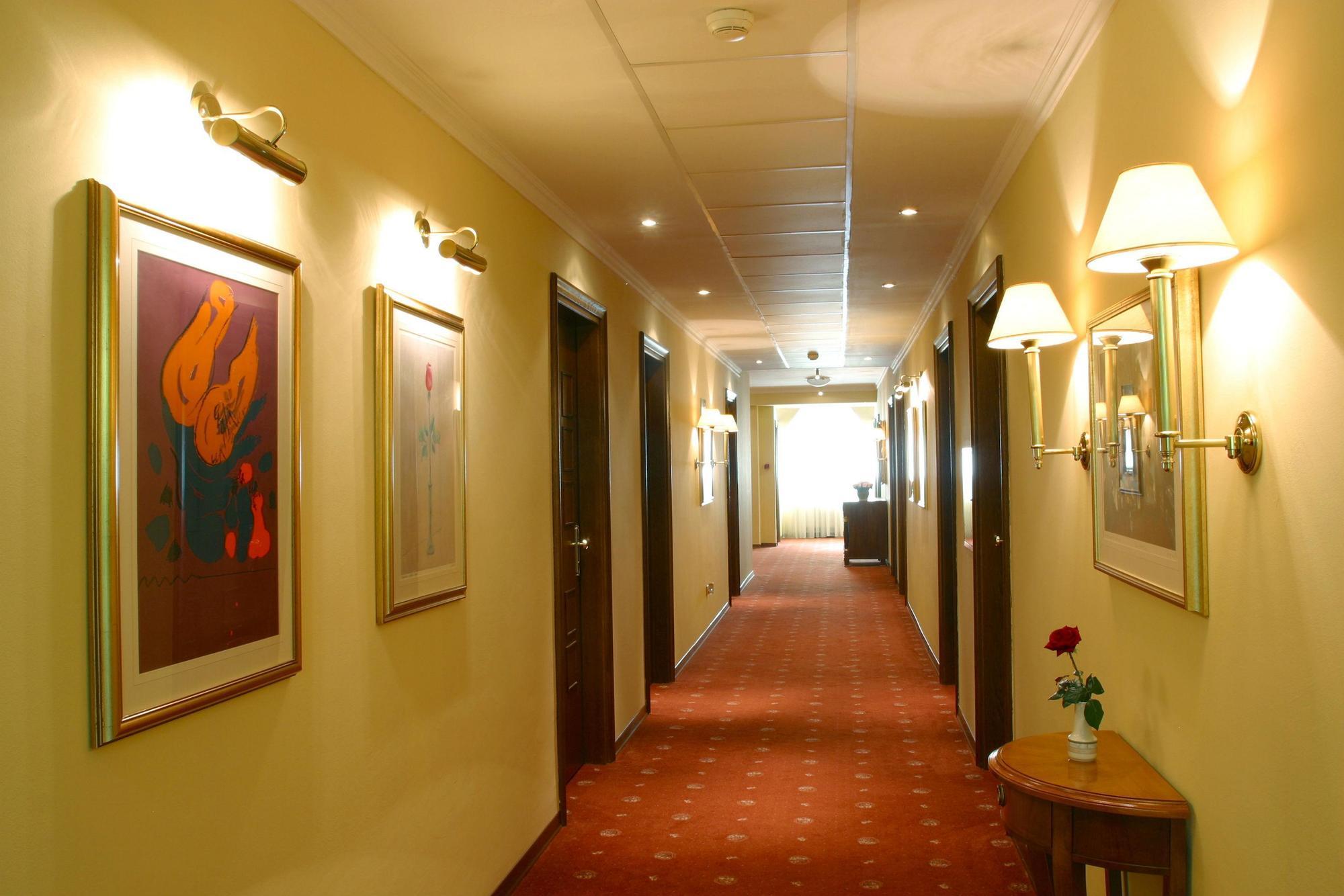 Hotel As Záhřeb Exteriér fotografie